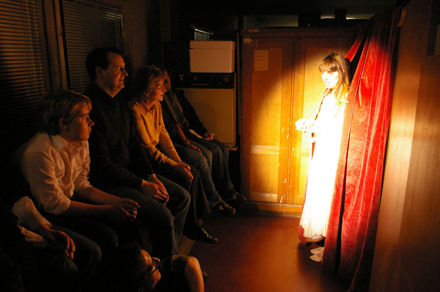 51h-Hunde-schauspiel2